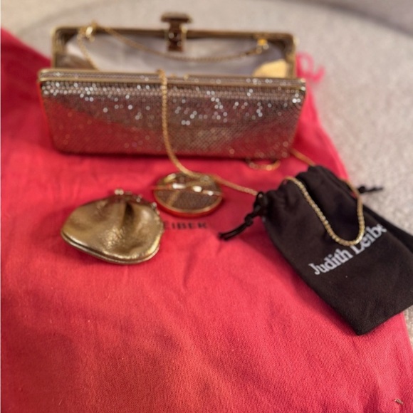 Elegant Gold Crystal Clutch - Picture 2 of 4